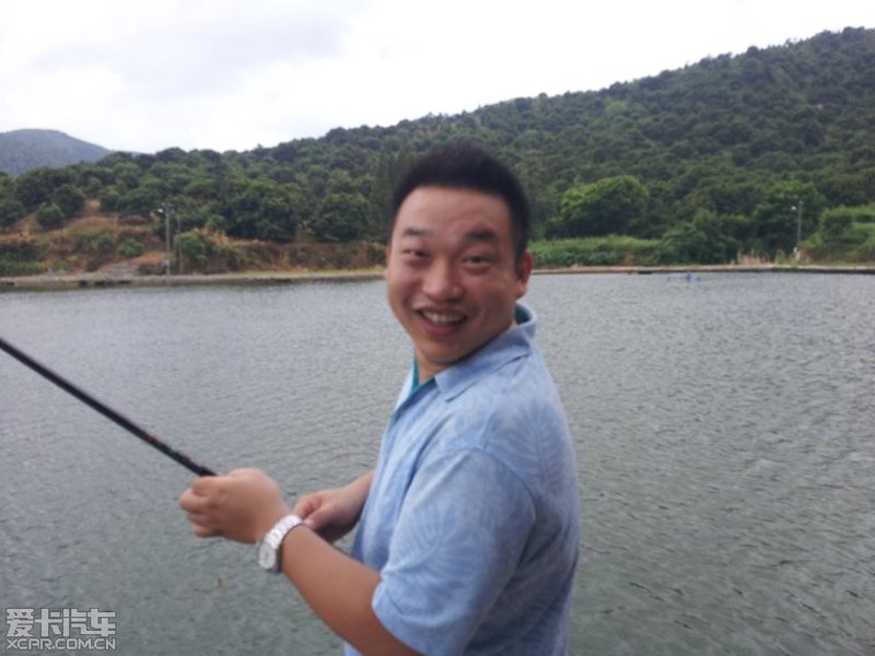 揭秘钓鱼技巧：解锁水域探索的无限可能
